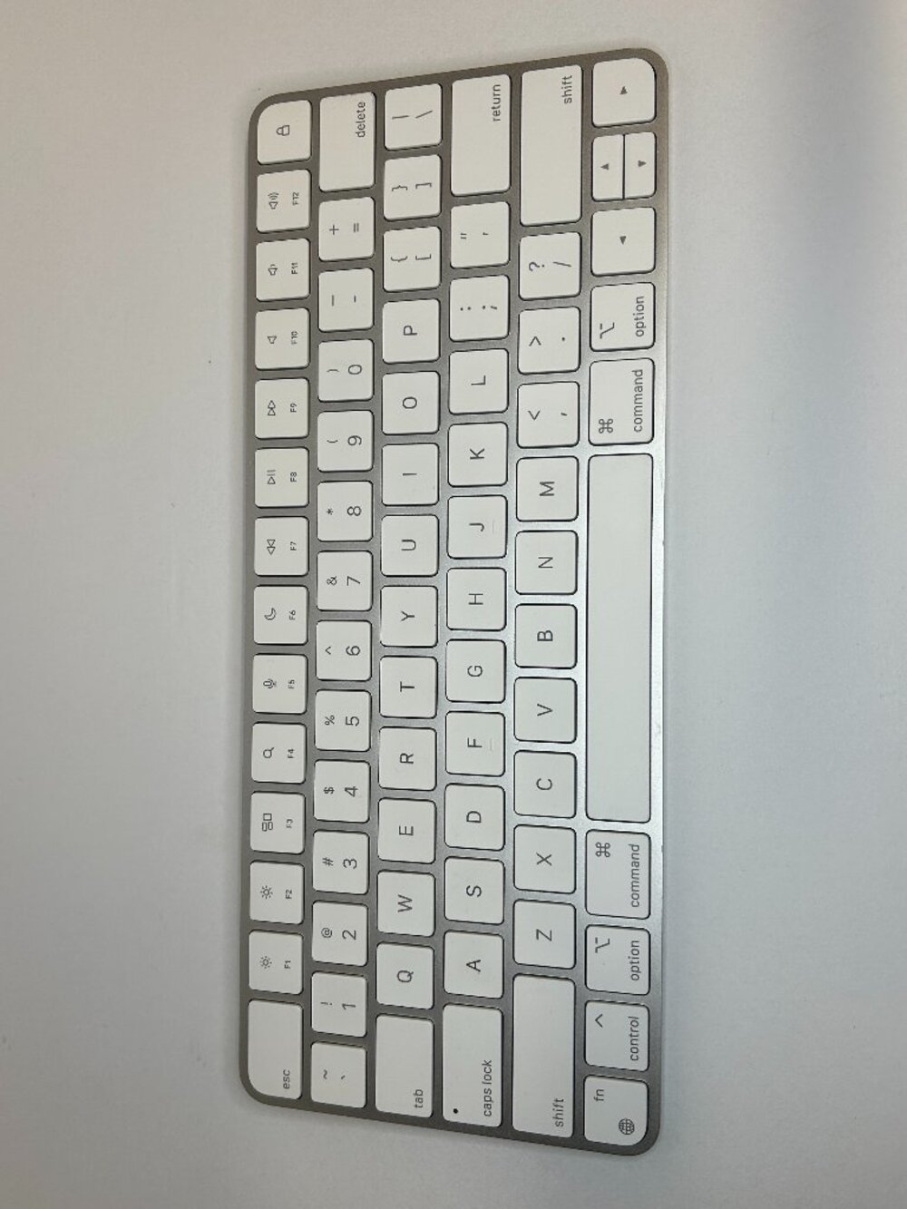 Apple Magic Keyboard, Silver — Model A2450, English